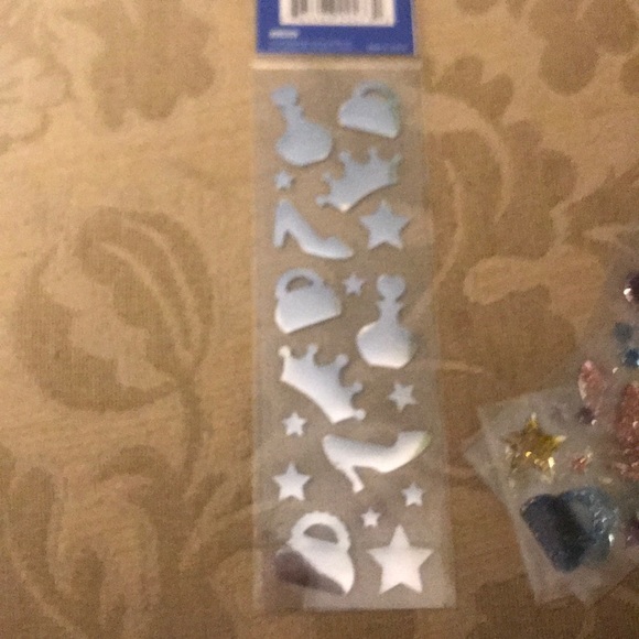 Bundle of 10 packs of glitter accessory stickers. - Picture 5 of 5